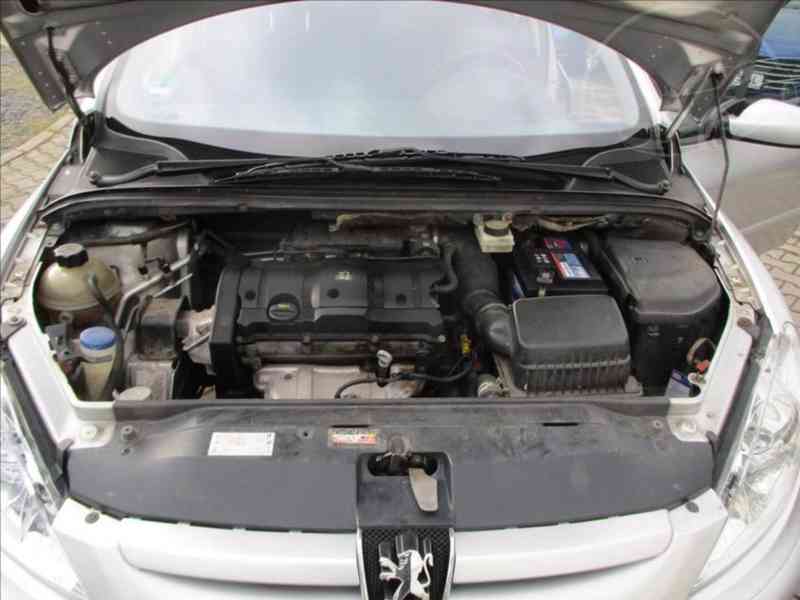 Peugeot 307 1,6 16V SW - foto 14