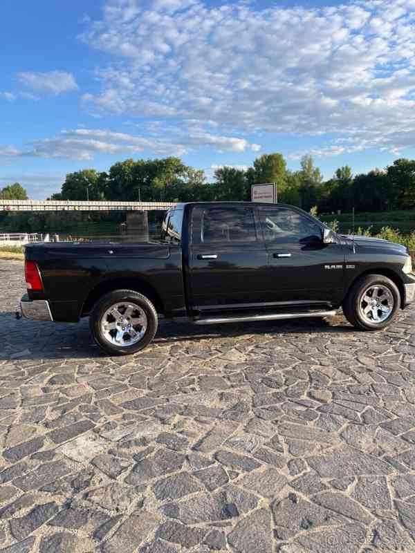 Dodge RAM 5,7 Hemi Laramie - foto 42