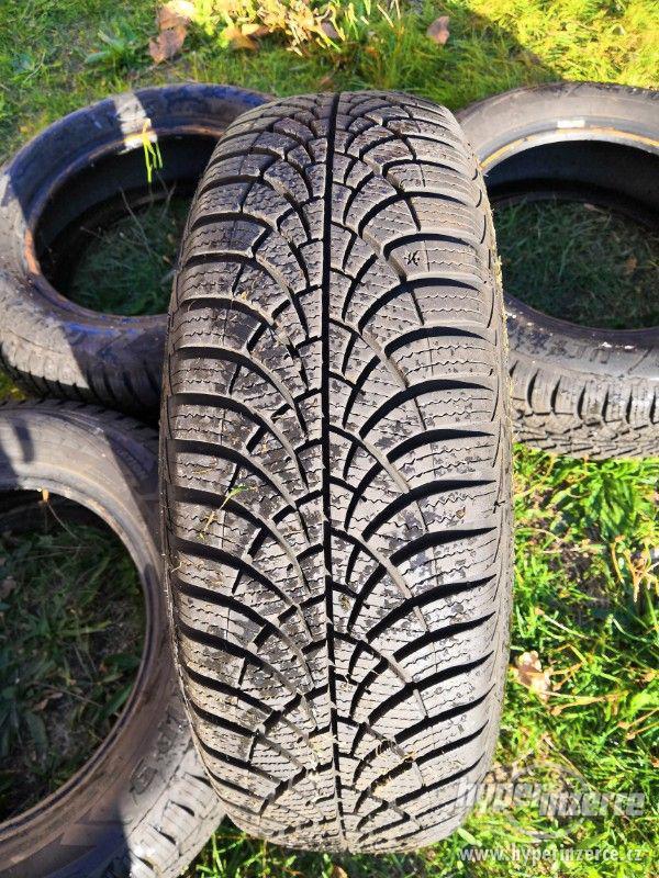 Zimní pneumatiky Goodyear Ultragrip 9 185/65 R14 4x - foto 6