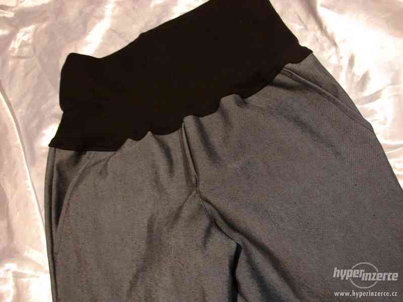 Těhotenské džíny  úzké elastické modré i černé, - foto 4