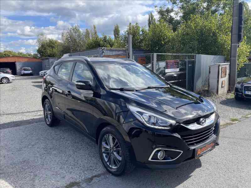 Hyundai ix35 2,0 CRDI 4x4 1.MAJ,GARANCE KM,TOP - foto 2