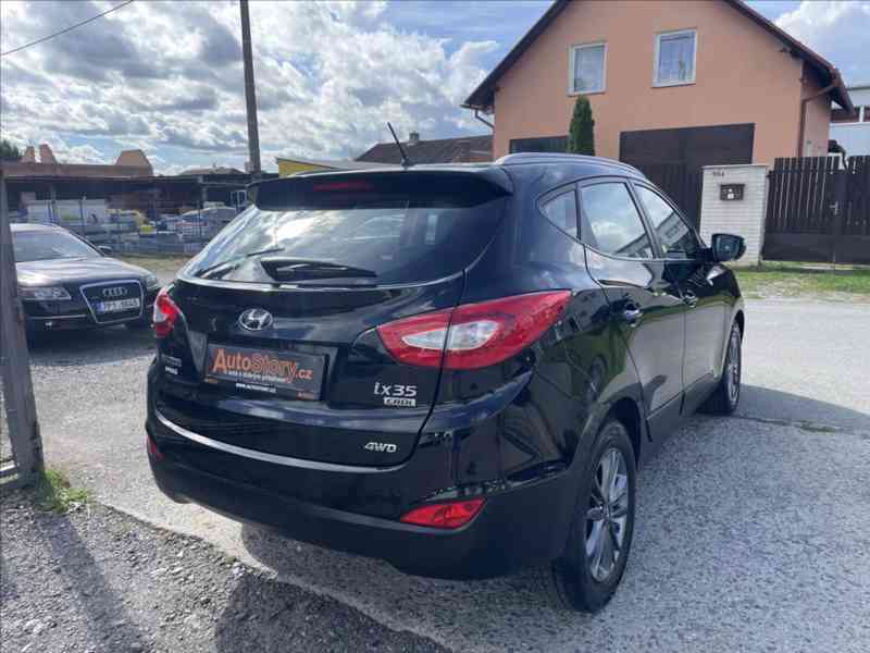 Hyundai ix35 2,0 CRDI 4x4 1.MAJ,GARANCE KM,TOP - foto 3