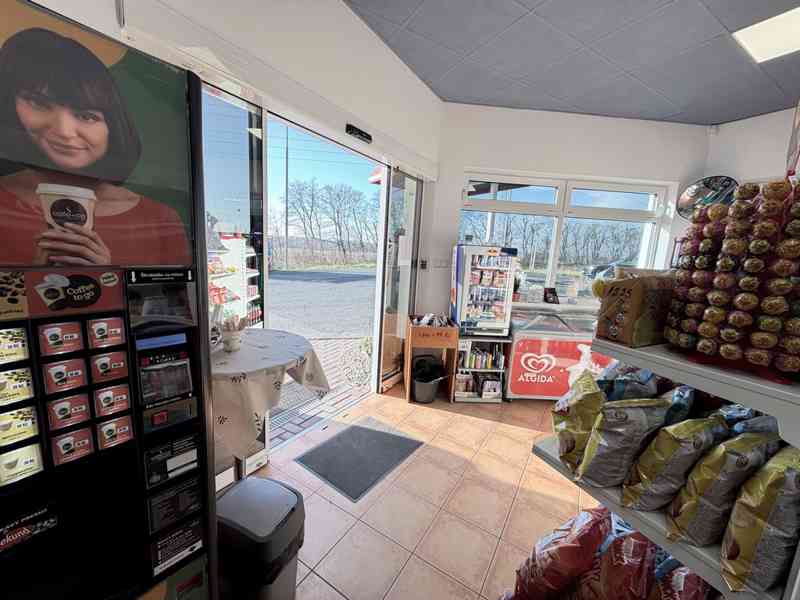 PRODEJ FUNKČNÍ ČERPACÍ STANICE PHM, V OBCI KLY-DOLNÍ VINICE - foto 11