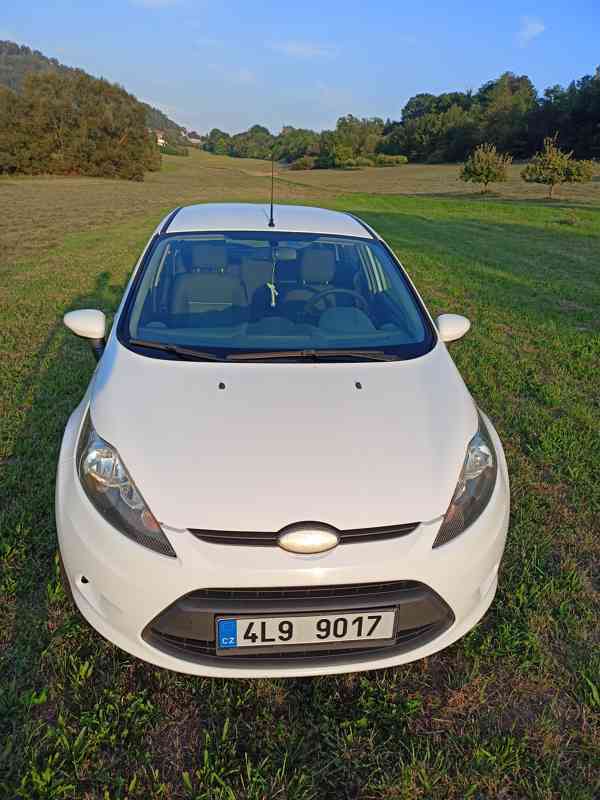 Ford Fiesta  - foto 1