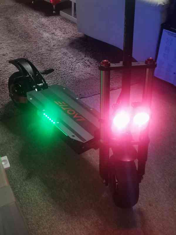 Laotie ti30 DualMotors Zánovní jak nová  - foto 5