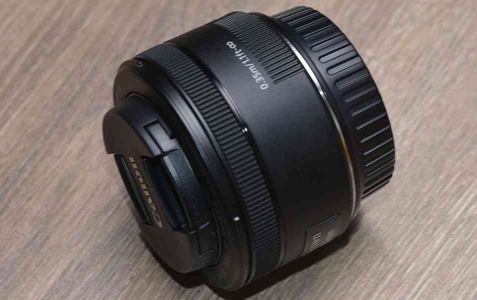 Canon EF 50mm f/1.8 STM **fullframe - formát*Pevný - foto 5