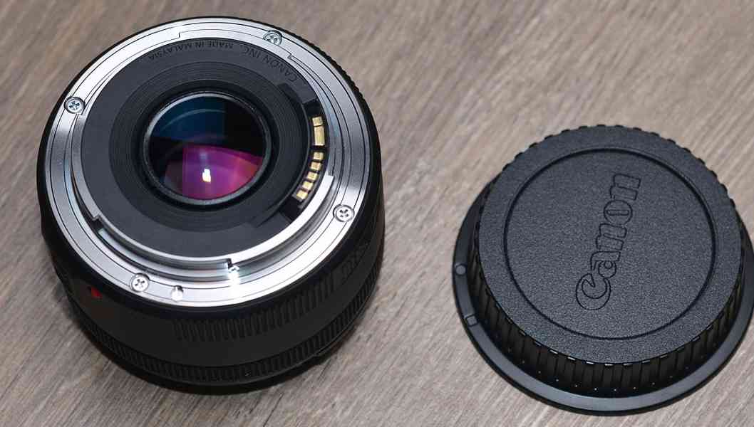 Canon EF 50mm f/1.8 STM **fullframe - formát*Pevný - foto 4