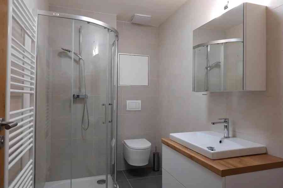 Pronájem bytu 1+kk 35 m² - foto 3