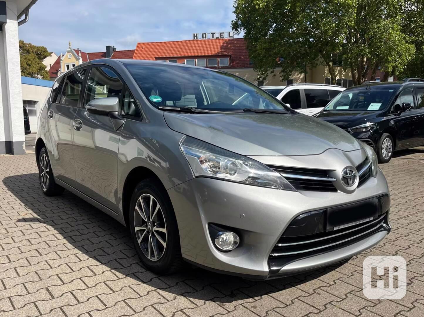 Toyota Verso 1.8i Life benzín 108kw - foto 1