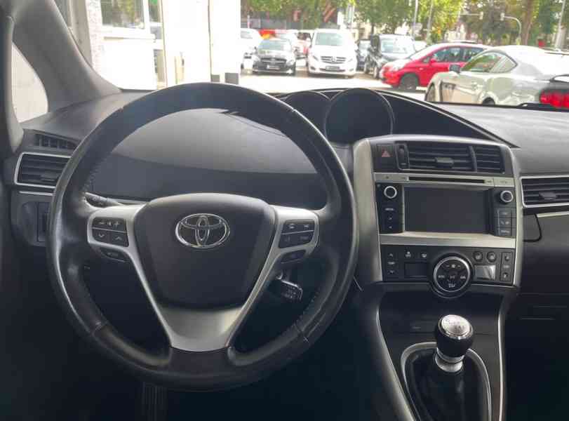Toyota Verso 1.8i Life benzín 108kw - foto 12