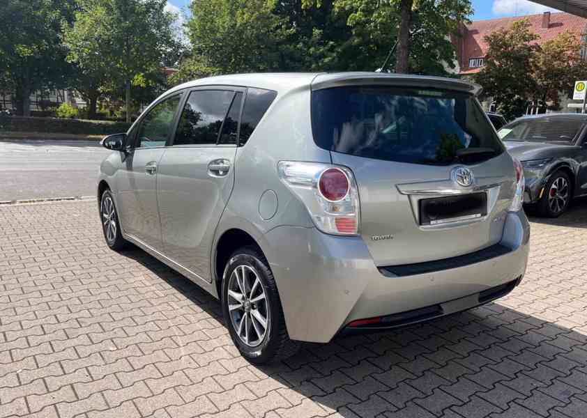 Toyota Verso 1.8i Life benzín 108kw - foto 7