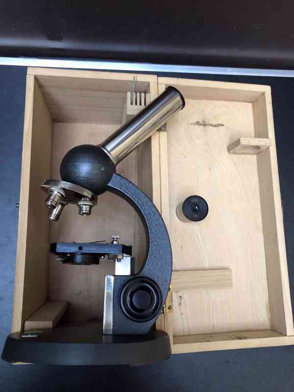 Neměcký mikroskop 50-500x. - foto 7