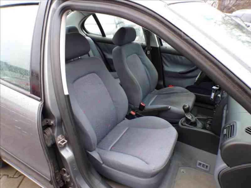 Seat Toledo 1,6 i KLIMATIZACE - foto 11