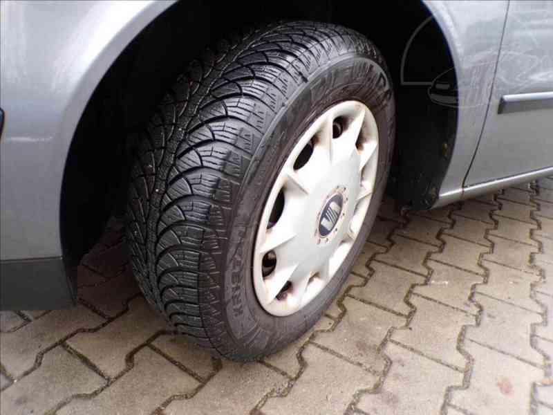 Seat Toledo 1,6 i KLIMATIZACE - foto 14