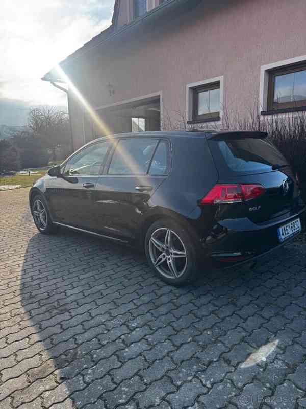 Volkswagen Golf 1,2   7 TSI Blue Motion - foto 4