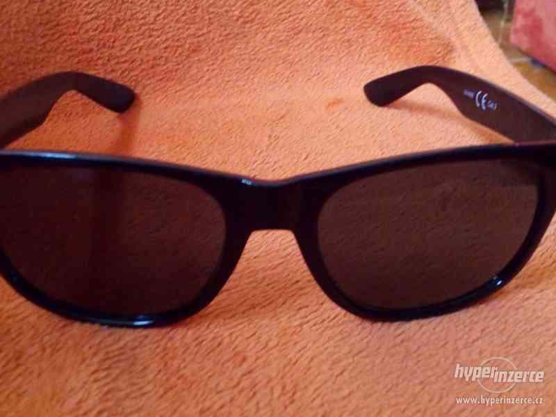 Pánské sluneční černé brýle Ron Siboney - foto 2