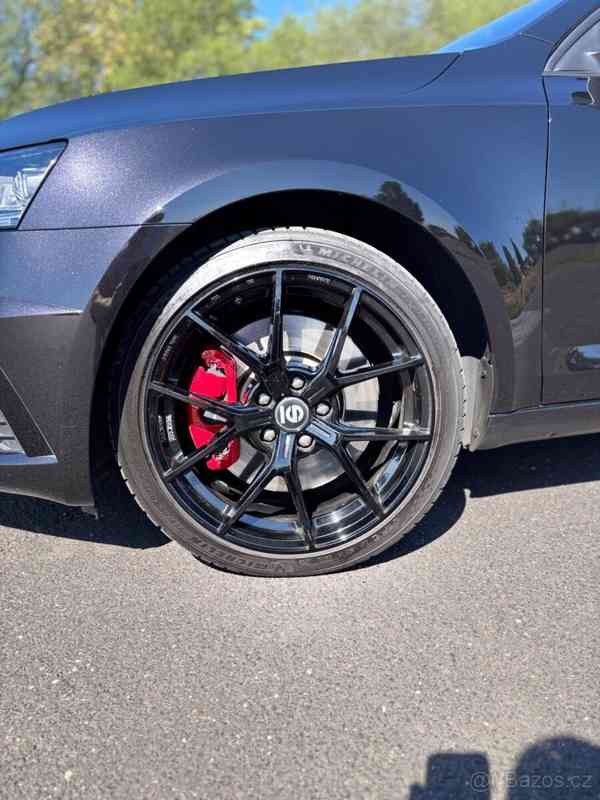 Škoda Octavia 2,0   TSI 180 kW DSG – 1. majitel - foto 2