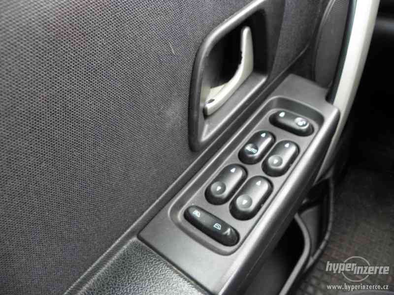 Land Rover Freelander 2.0 Td4 4x4 - foto 14