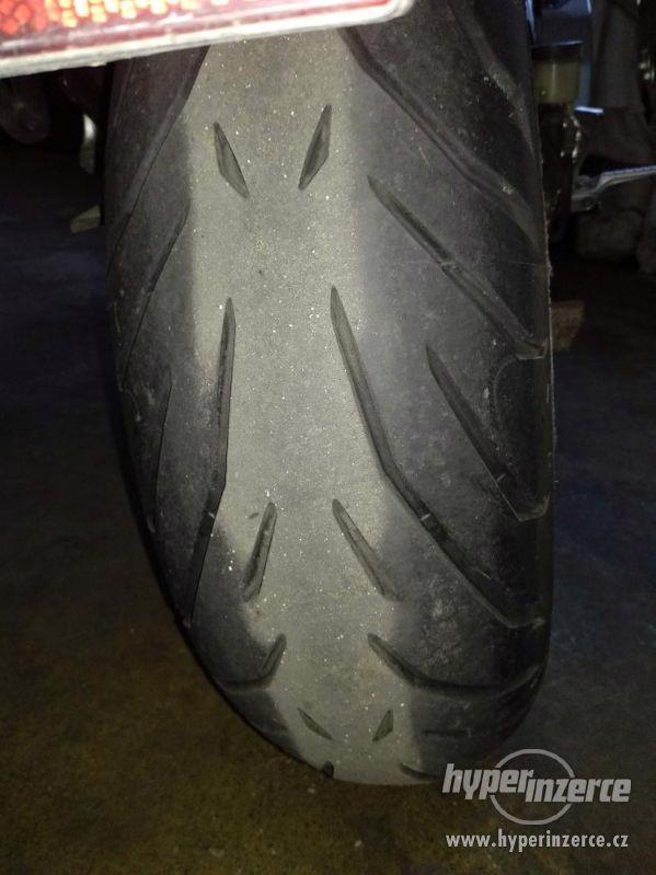 Aprilia RST 1000 Futura - foto 6