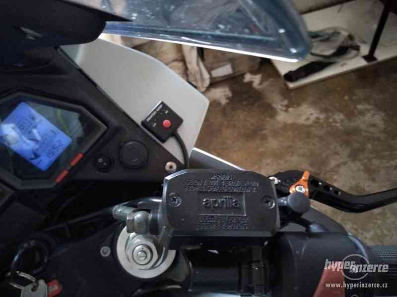 Aprilia RST 1000 Futura - foto 10
