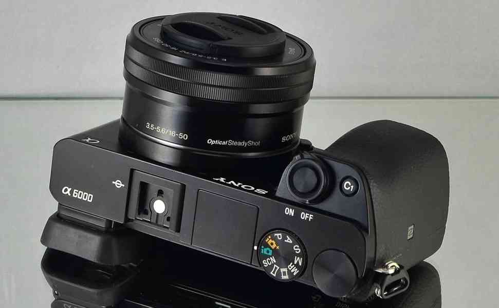 Sony A6000Y se 2 objektivy**Full HDV*WIFI*9800 Exp - foto 6