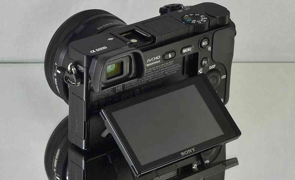 Sony A6000Y se 2 objektivy**Full HDV*WIFI*9800 Exp - foto 7