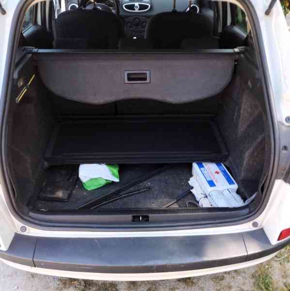 Renault Clio Grandtour 1.5 dCi z roku 2009 / 207192 km. (KR1 - foto 15