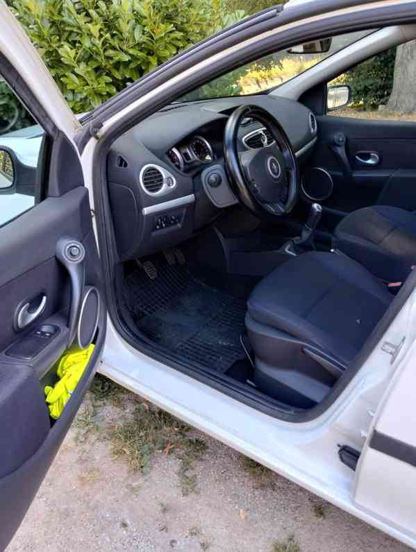 Renault Clio Grandtour 1.5 dCi z roku 2009 / 207192 km. (KR1 - foto 9