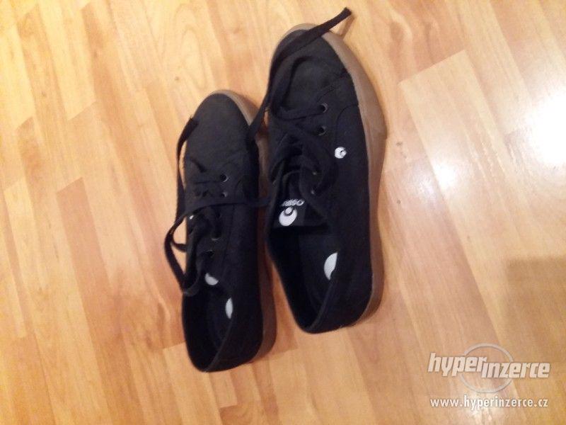 černé nové botasky v. 43-44 SIRIUS  značkové bežové - foto 1