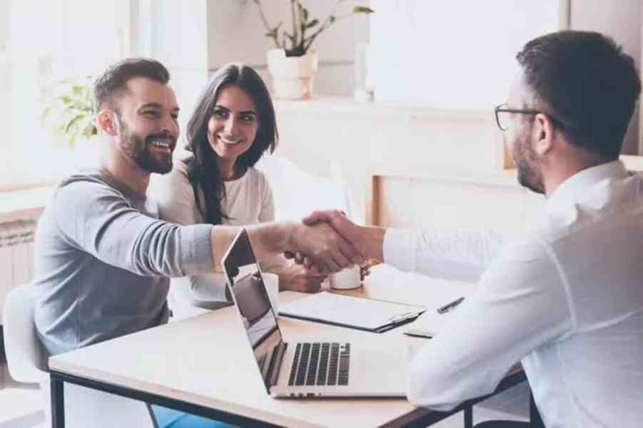 Potřebujete půjčku? - foto 1