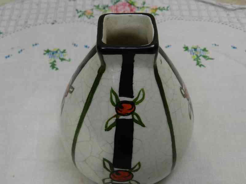 Zajímavá stará keramická ručně malovaná Vázička  - foto 3