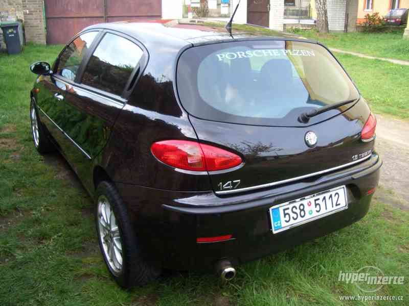 Alfa Romeo 147 1,6i TS 5D; 102.000 km, plně doložený servis - foto 7