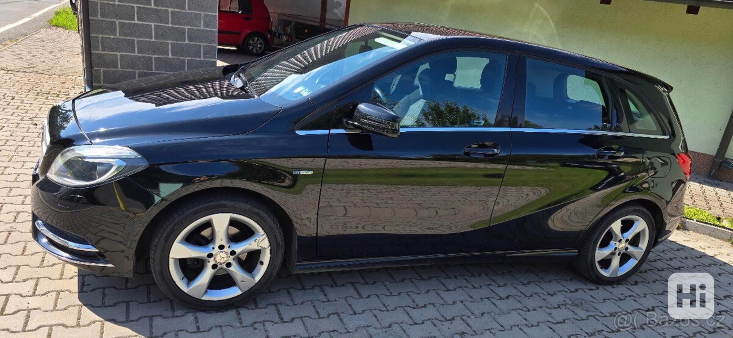 Mercedes-Benz Třídy B 1,6   180, r.v. 2012, nájezd 167000k - foto 1