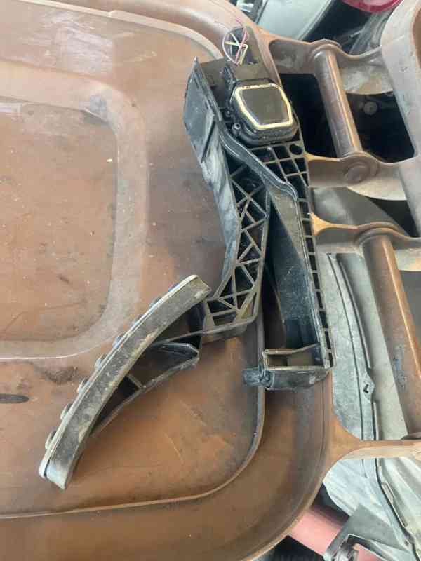 Mercedes GL164 Zadní světla A DALSI DILY INFO TEXT - foto 10