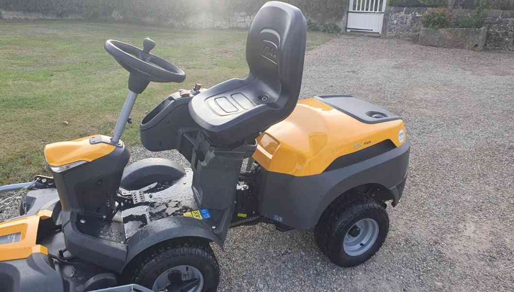 Stiga 700WX 4WD, rok výroby 2025, pouze 25 hodin - foto 3