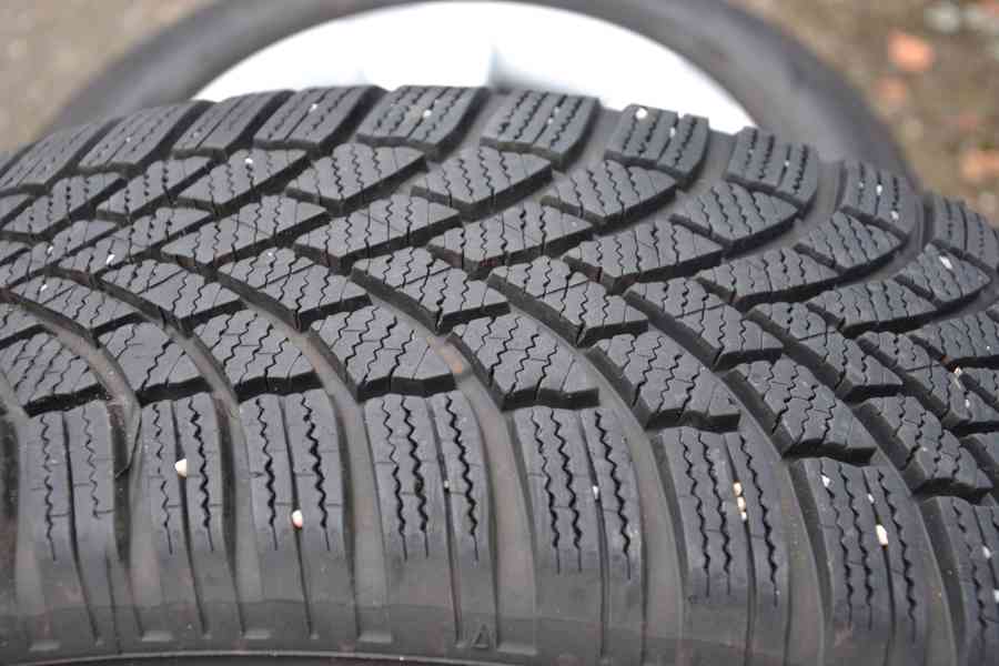 Škoda Octavia IV -ZÁNOVNÍ zimní orig.Alu sada-205/60R16 - foto 12