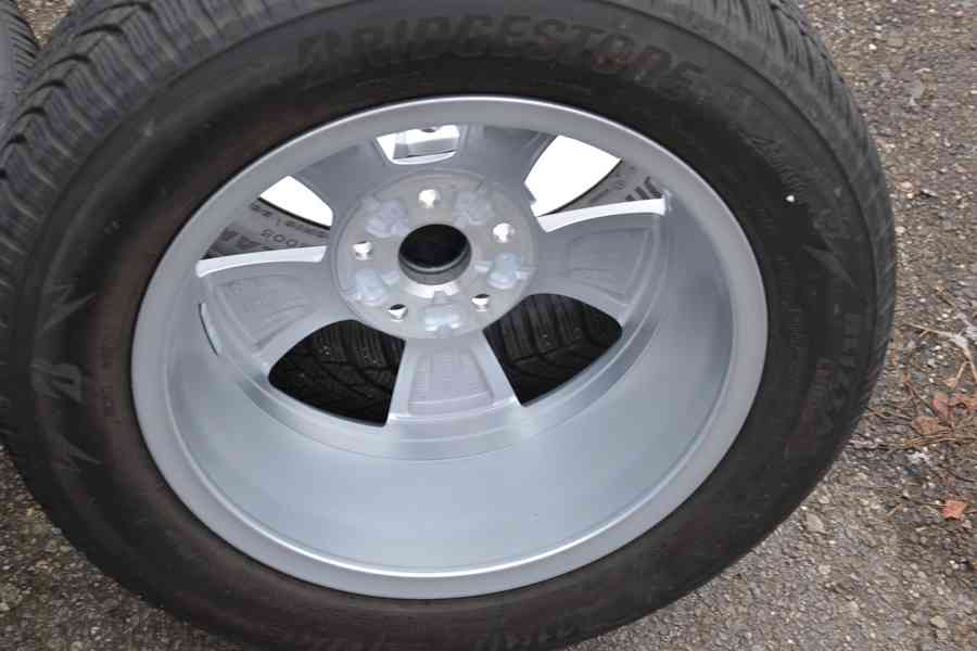 Škoda Octavia IV -ZÁNOVNÍ zimní orig.Alu sada-205/60R16 - foto 25