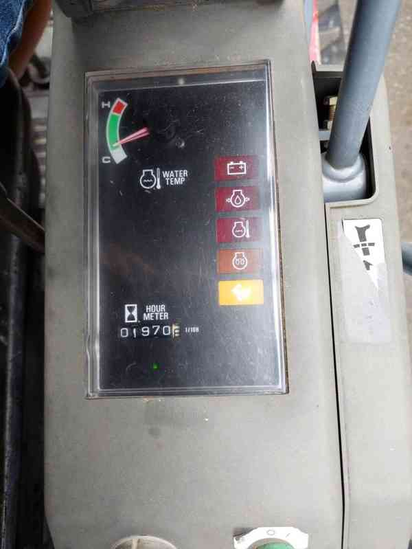 Takeuchi TB219 - foto 7