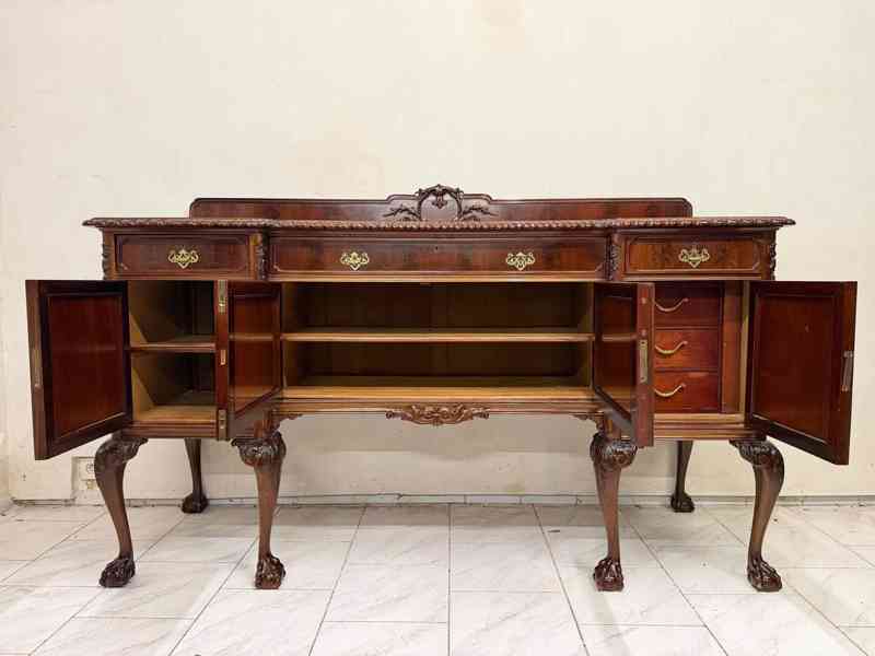 Starožitný bufet Chippendale - foto 10