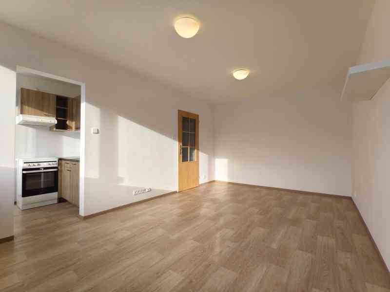 Pronájem 2+kk, 50m2+balk. (LBC - Kristiánov, ul. Na Bídě)  - foto 5