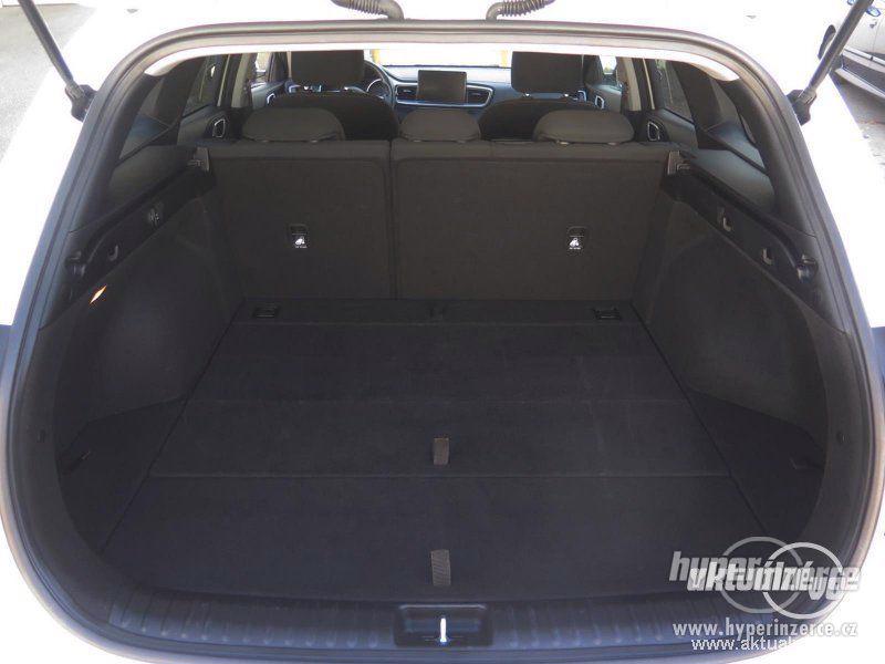 Kia Ceed 1.4 T-GDI 103kW 1.4, benzín, vyrobeno 2019 - foto 6
