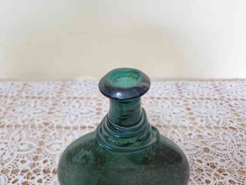 Velmi stará Láhev - foto 2