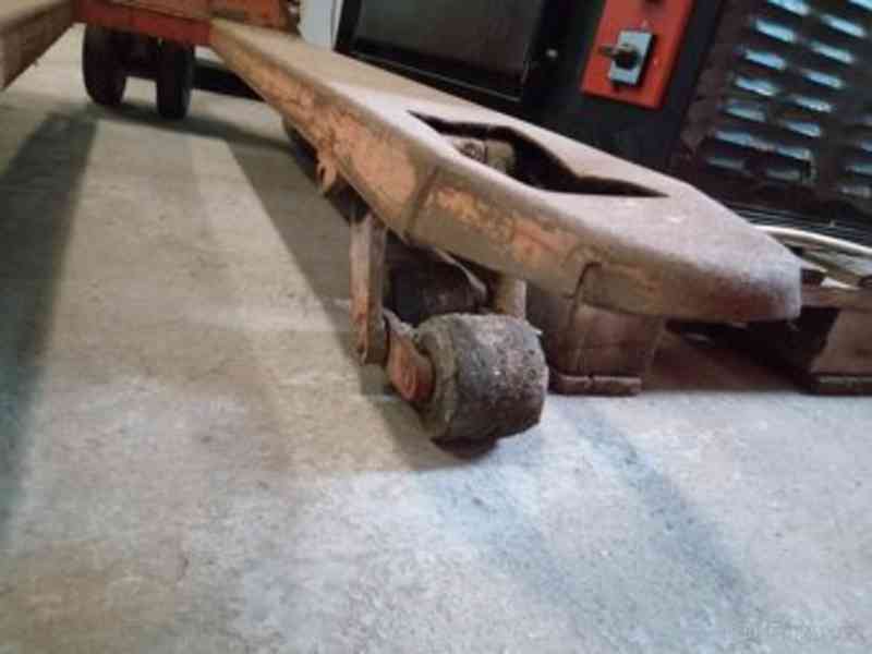 paletový zvedák - foto 5