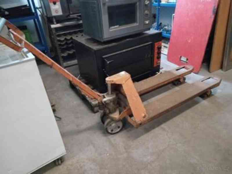 paletový zvedák - foto 2