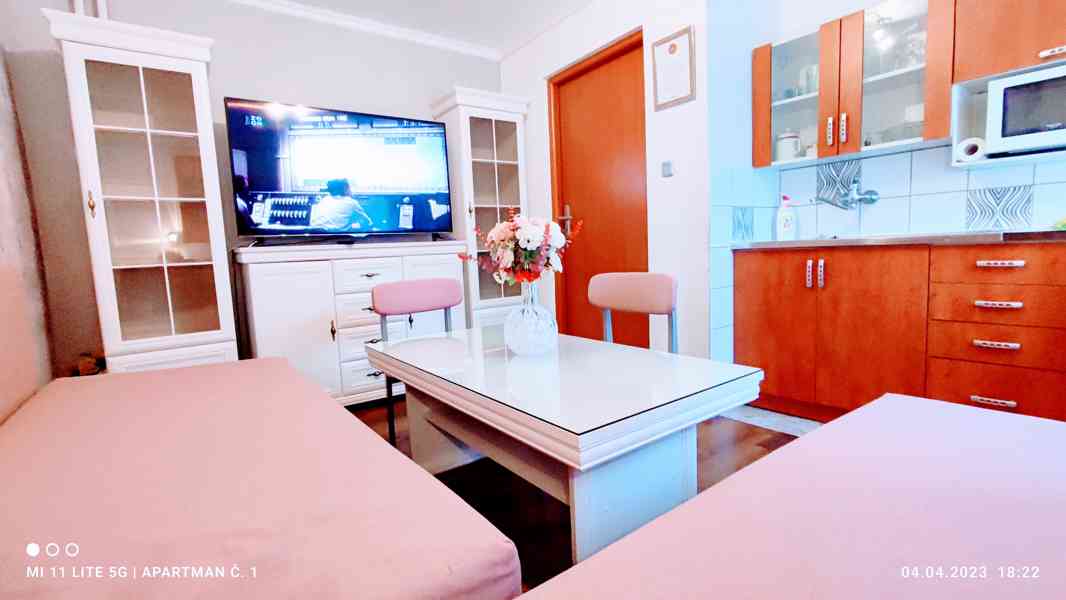 Využijte voucher. Ubytování v rodinném apartmánu  - foto 8