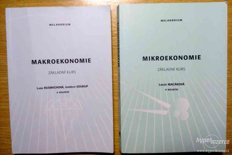 Prodám učebnice Makroekonomie a Mikroekonomie, 50Kč/ks - foto 1