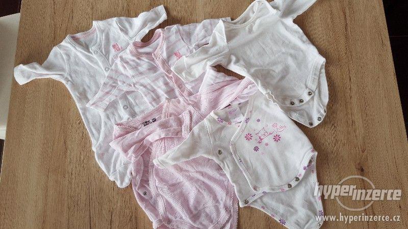 Oblečení 0-3 roky + kojenecké potřeby - foto 8