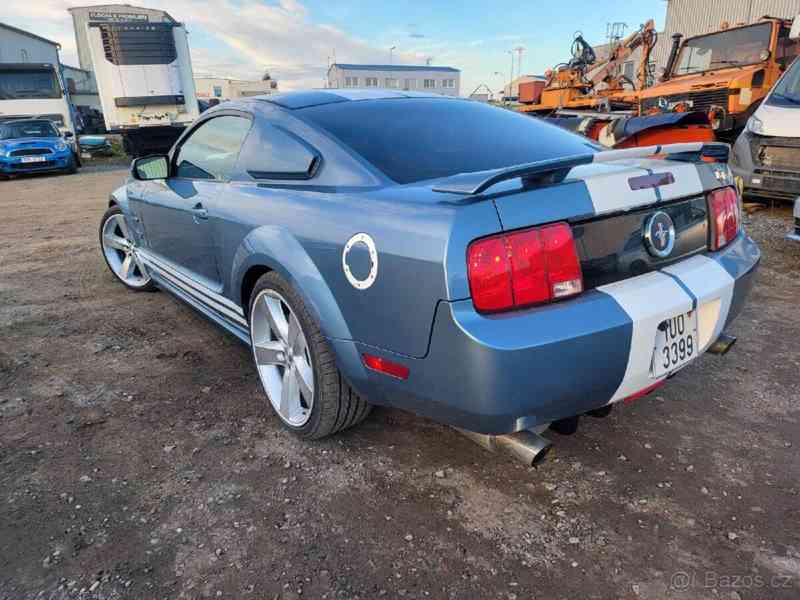 Ford Mustang 4,0   150kw,najeto 77tis m - foto 11