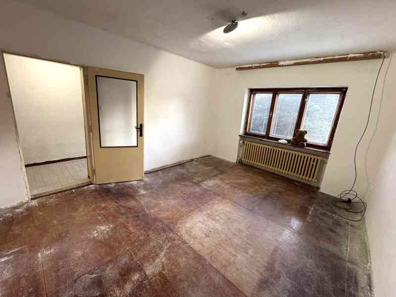 PRODEJ RODINNÉHO DOMU 3+1+JÍDELNA V HRUŠOVANECH U BRNA - foto 4