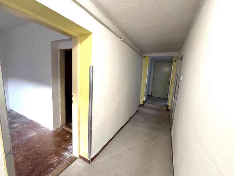 PRODEJ RODINNÉHO DOMU 3+1+JÍDELNA V HRUŠOVANECH U BRNA - foto 3